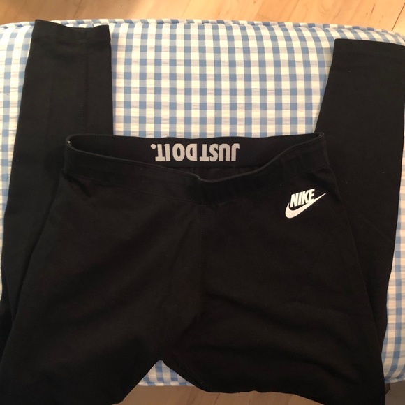 Nike Pants - Women’s Small Nike Leg-A-See Leggings Black.